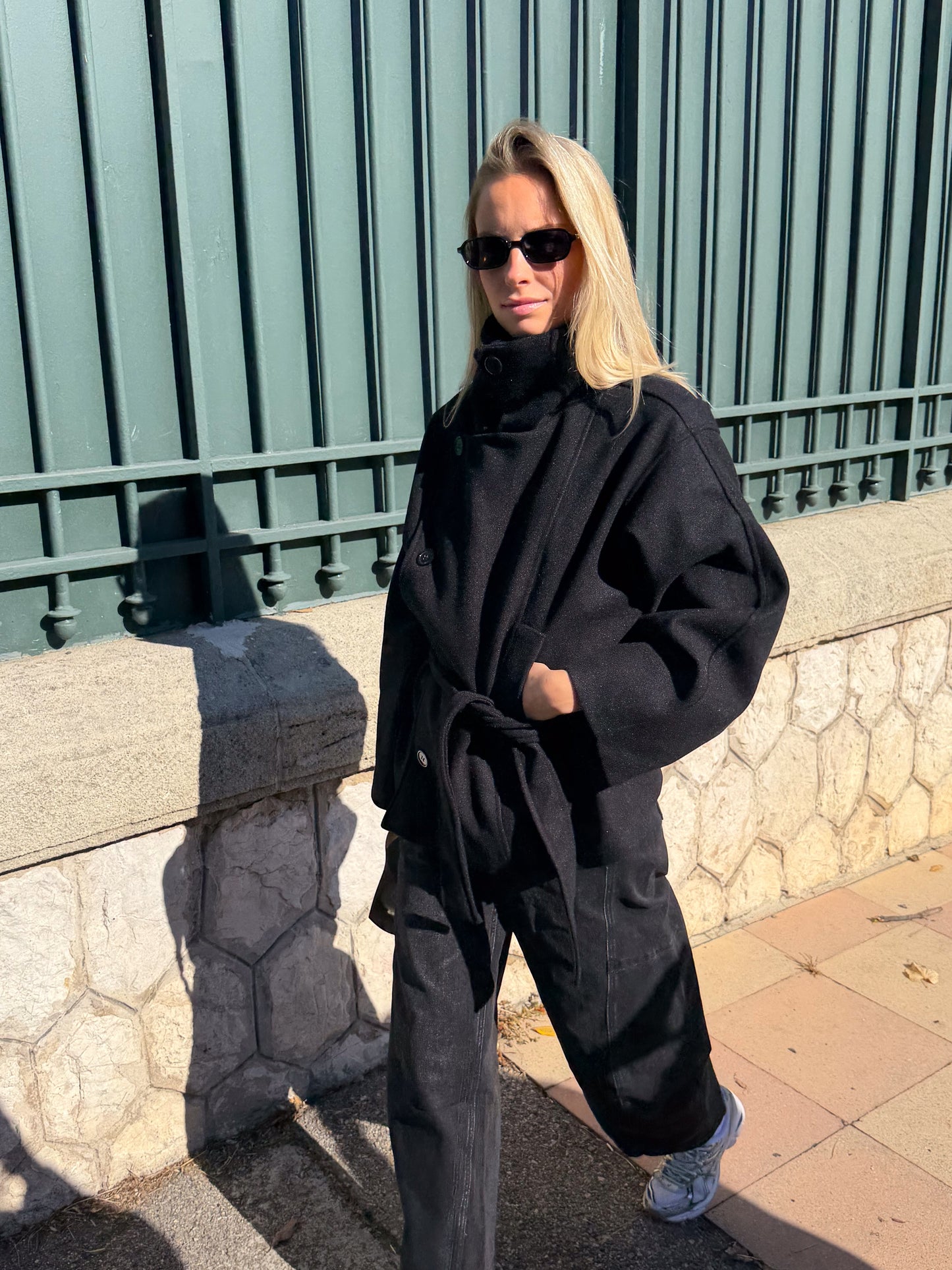 Roxane Coat Black